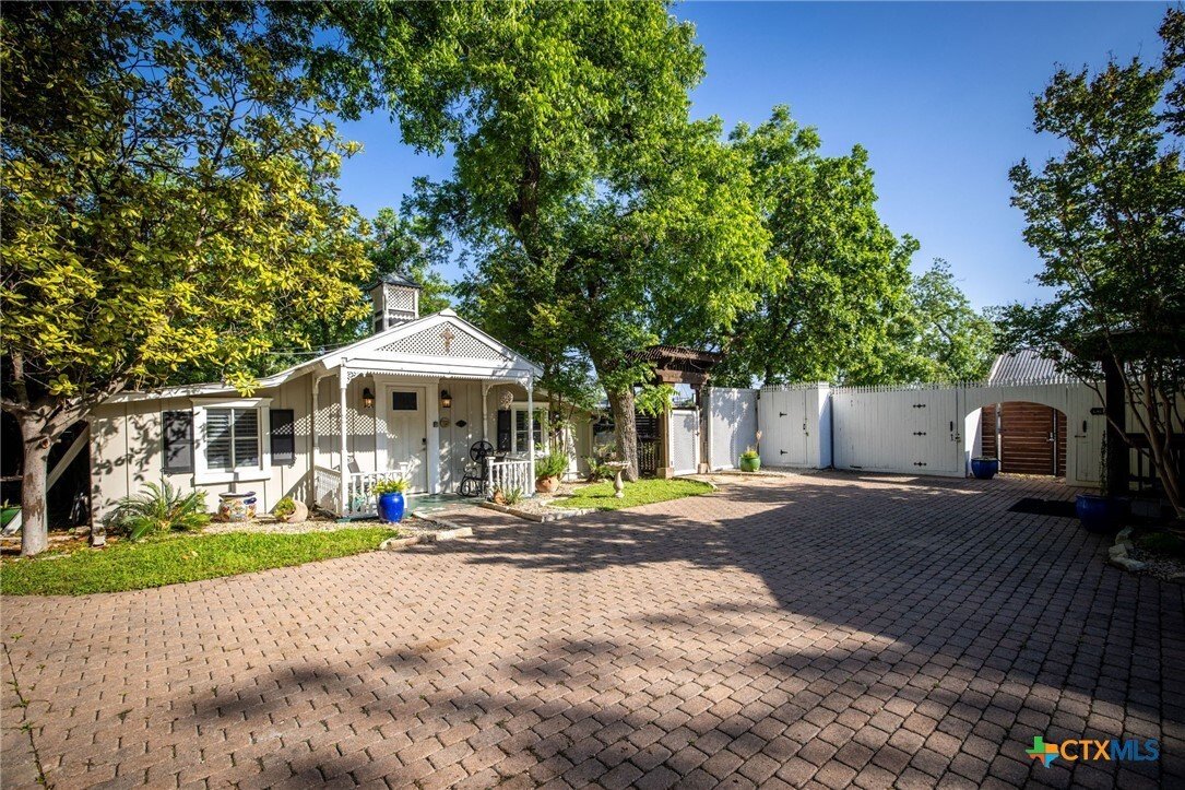 House in New Braunfels, Texas, United States 2 - 18485180