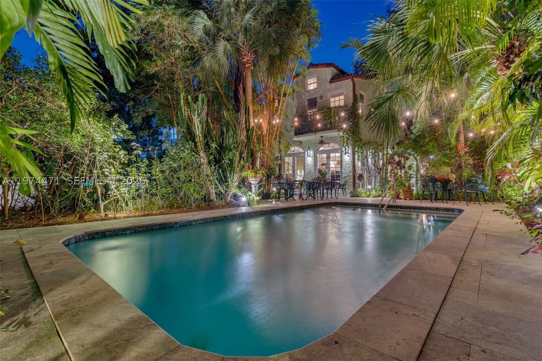 House in Miami, Florida, United States 1 - 17326304