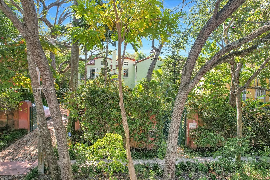 House in Miami, Florida, United States 4 - 17326304