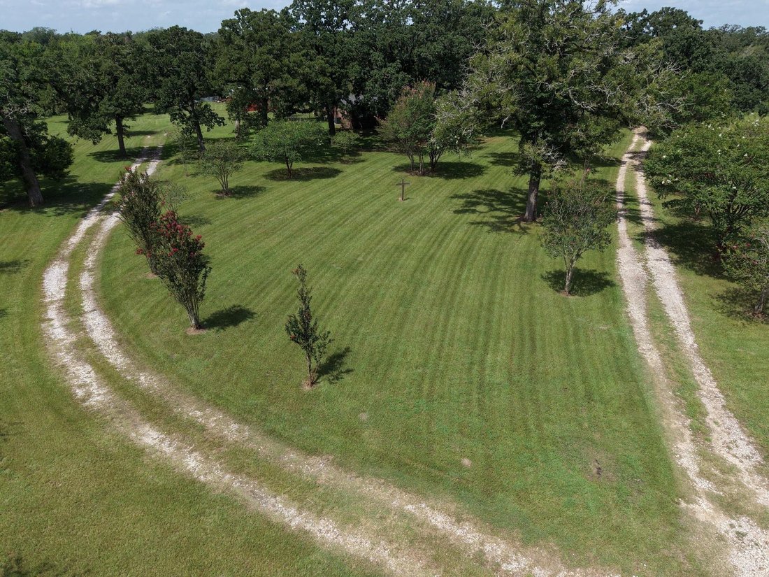 House in Wixon Valley, Texas, United States 5 - 18483738