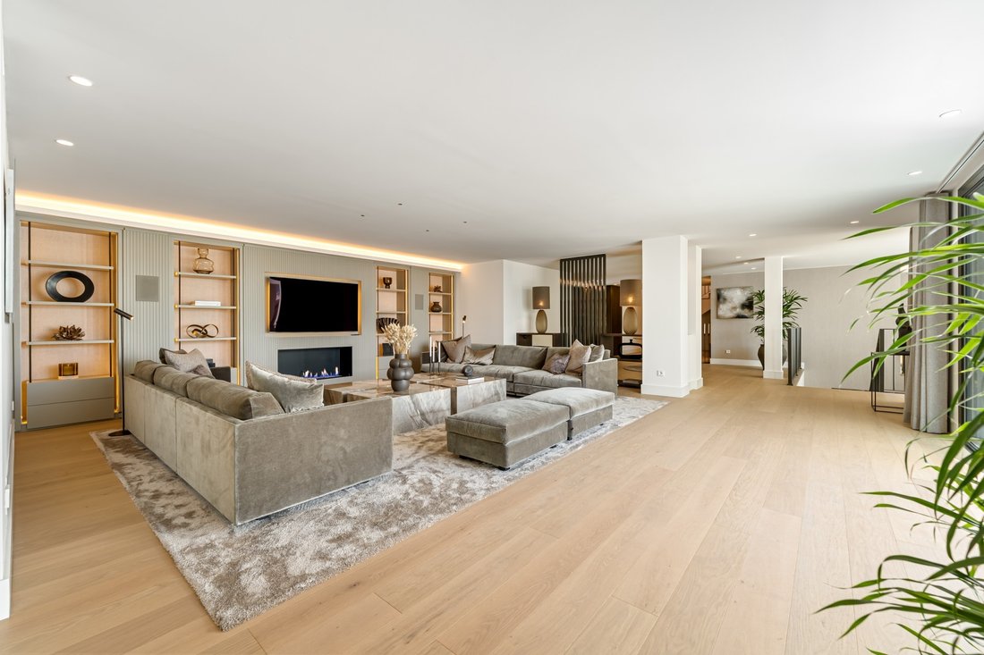 Villa in Marbella, Andalusia, Spain 3 - 18486613