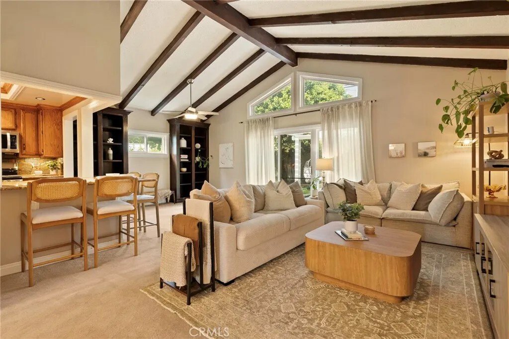 House in Signal Hill, California, United States 4 - 18483151