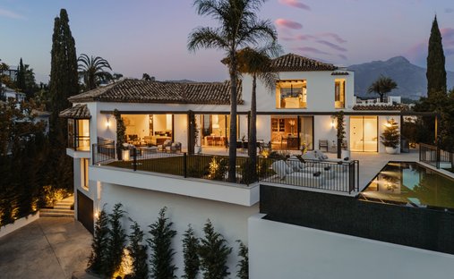 Villa in Benahavis, Andalusia, Spain 1