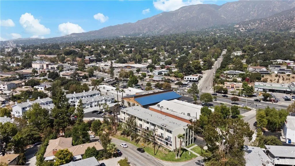 La Cañada Flintridge, California, United States 2 - 17841410