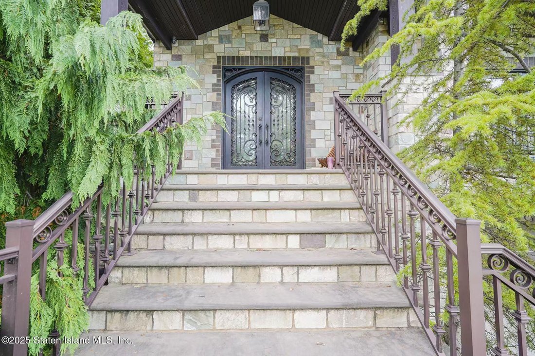 House in New York, New York, United States 3 - 18485077