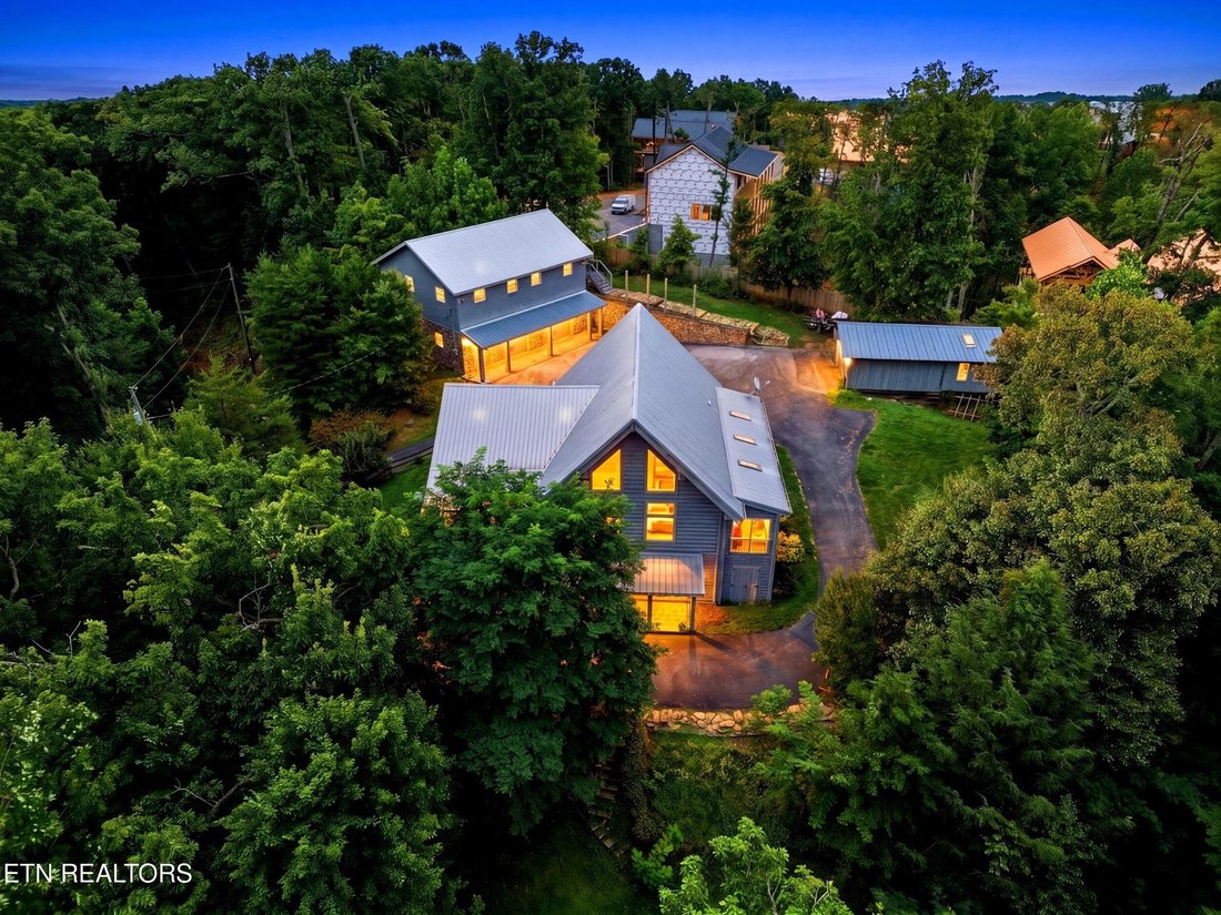 House in Sevierville, Tennessee, United States 2 - 18483812
