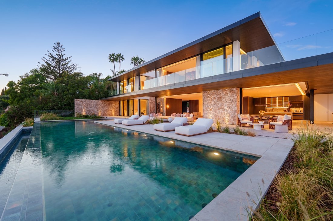 Villa in La Quinta, Benahavis, Andalusia 4 - 18486794