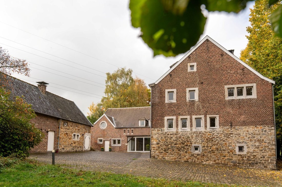 Farm Ranch in Thimister-Clermont, Wallonia, Belgium 2 - 16457926