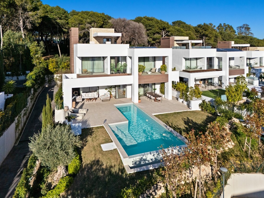 Villa in Marbella, Andalusia, Spain 4 - 18485713