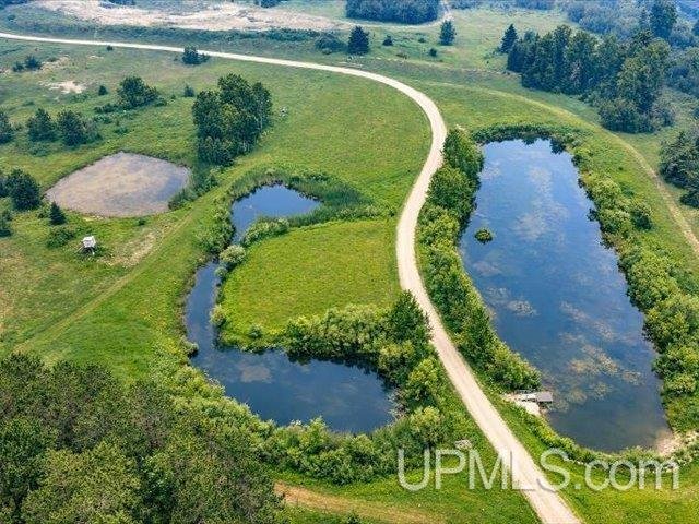House in Gladstone, Michigan, United States 5 - 18308832