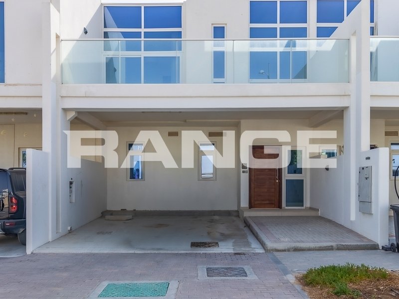 Townhouse in Damac Hills 2, Dubai, United Arab Emirates 1 - 18483117