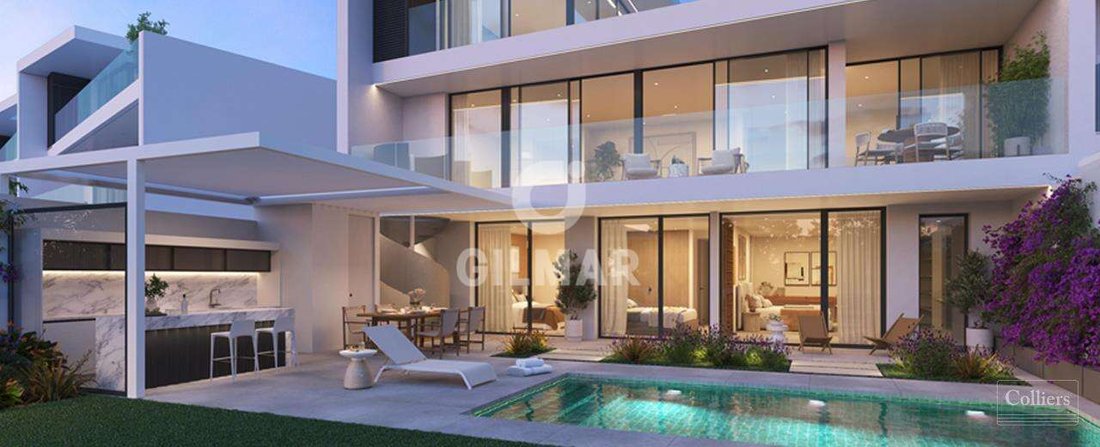 Townhouse in Sotogrande, San Roque, Andalusia 2 - 18485237