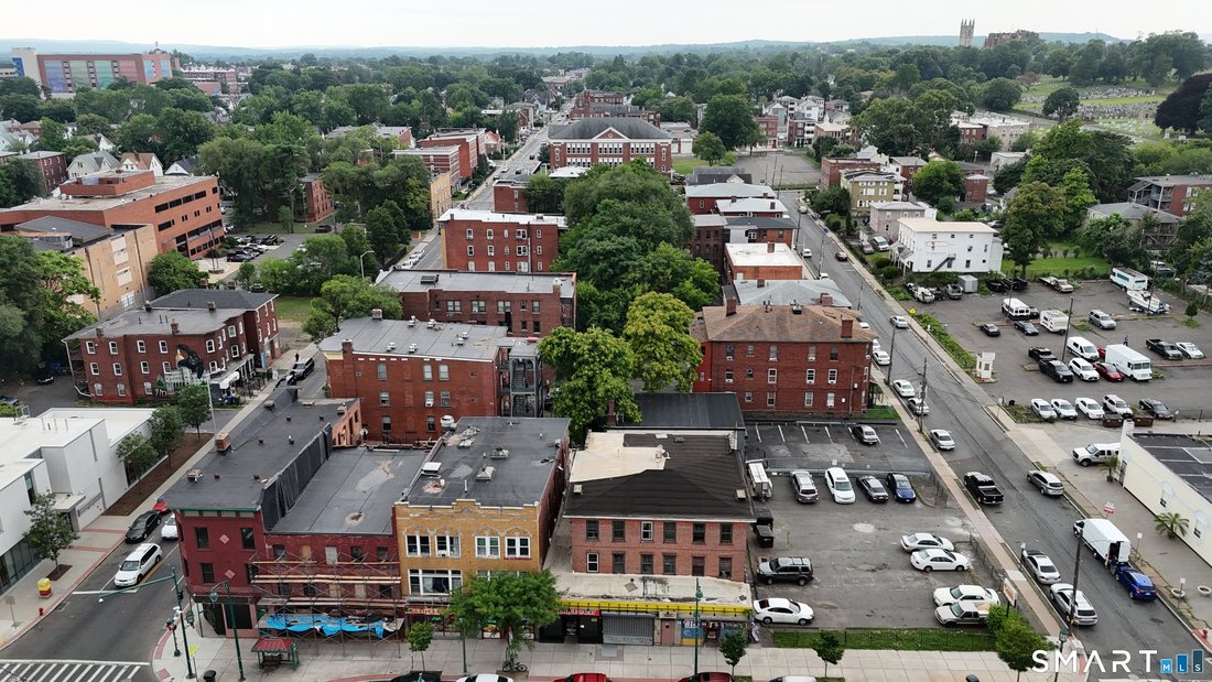 Hartford, Connecticut, United States 5 - 18485510