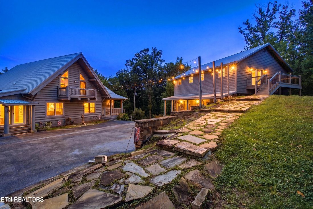 House in Sevierville, Tennessee, United States 1 - 18483812