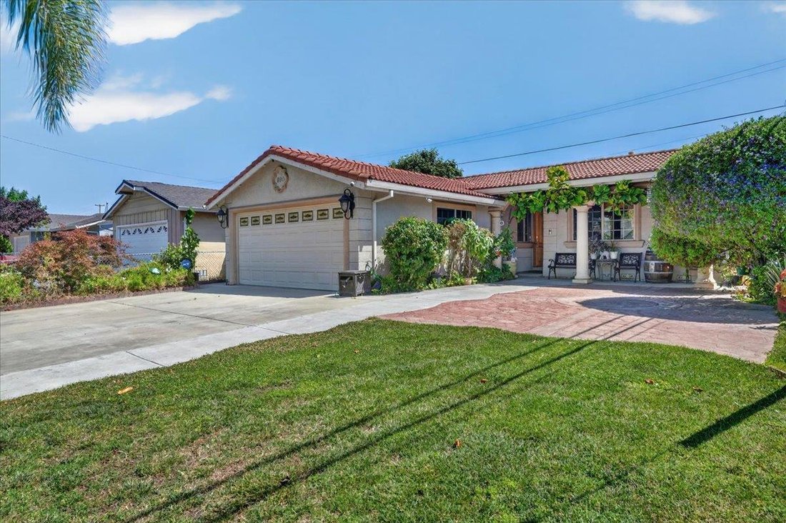 House in San Jose, California, United States 3 - 18483136