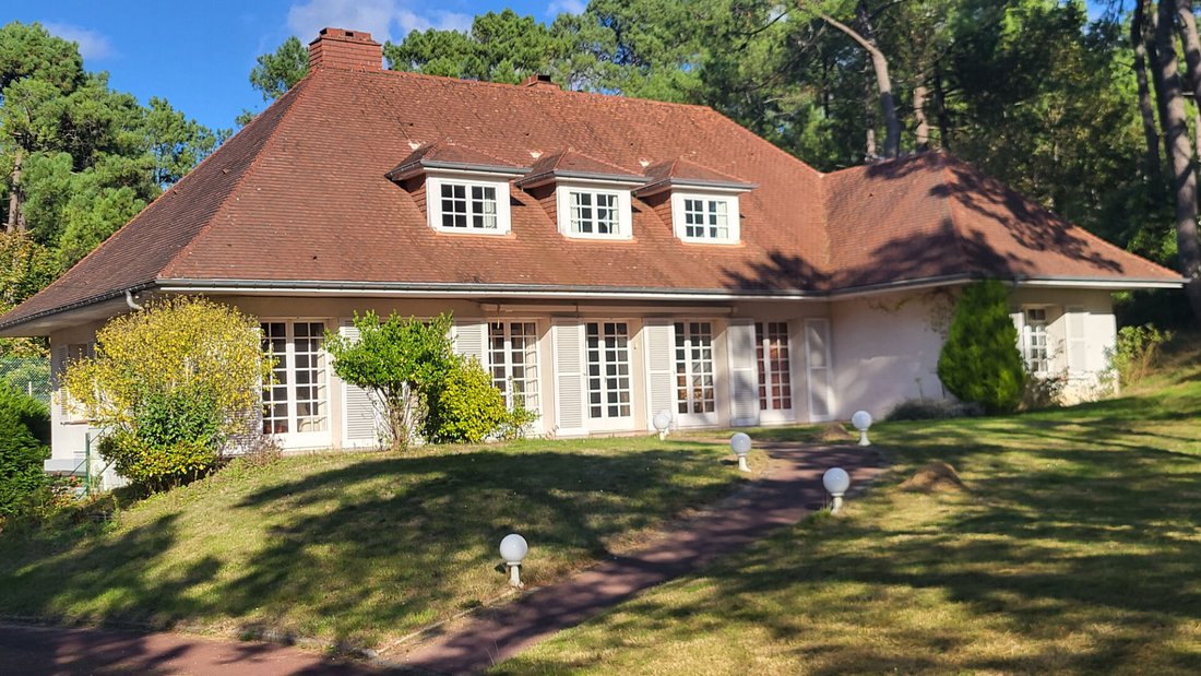 Villa in Cucq, Hauts-de-France, France 1 - 18487016