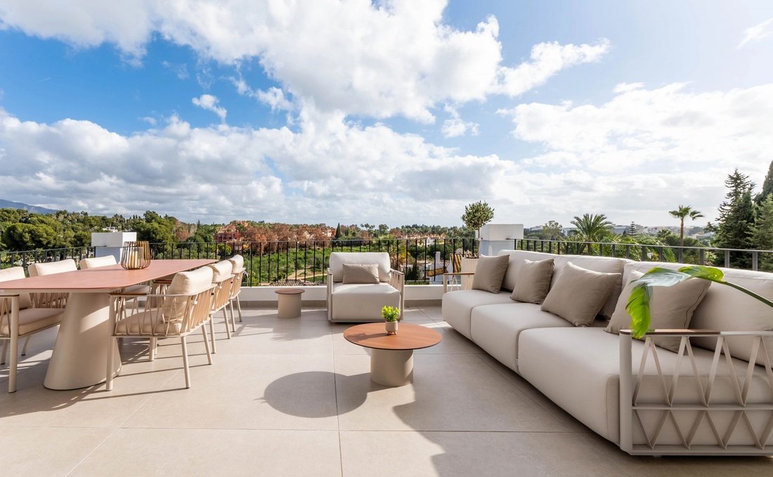 Penthouse in Nueva Andalucia, Marbella, Spain 1 - 18485403