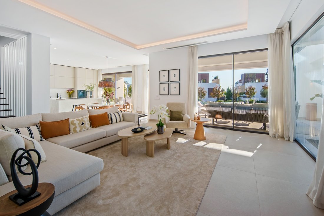 Villa in Marbella, Andalusia, Spain 4 - 18485713