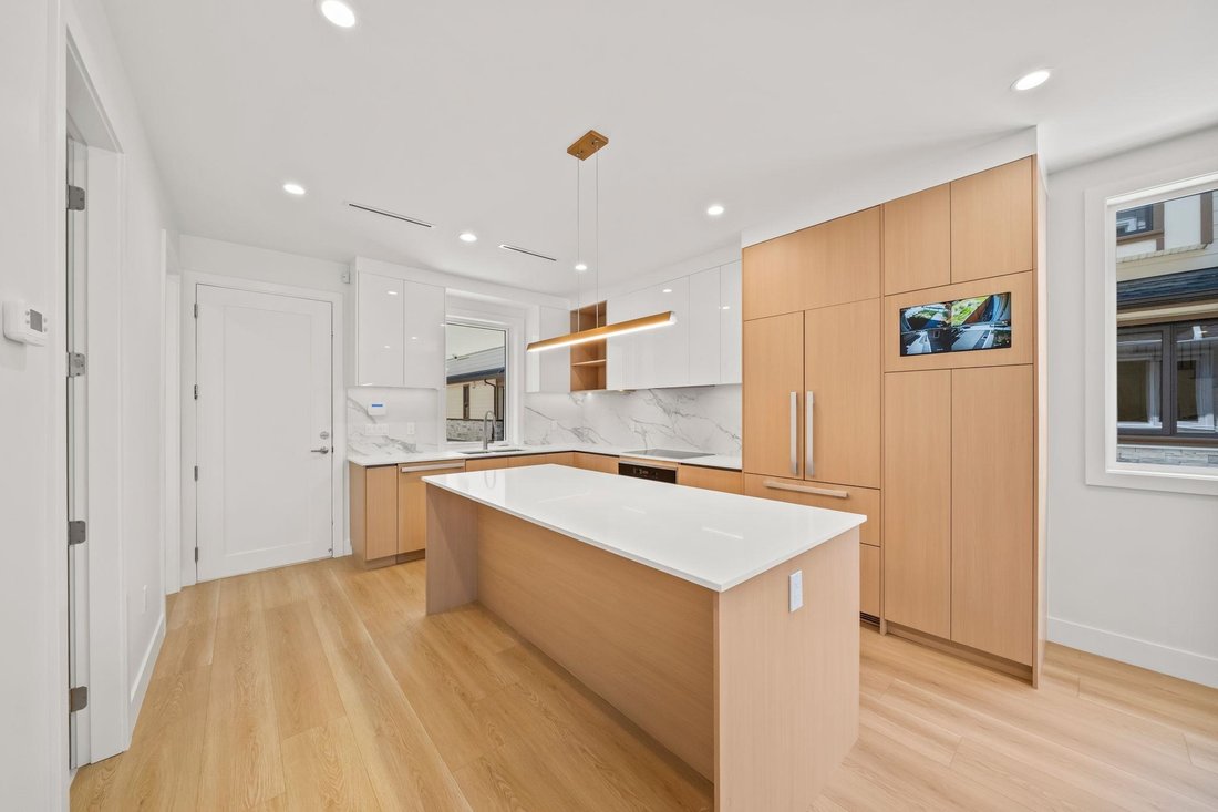 House in Richmond, British Columbia, Canada 2 - 18487614