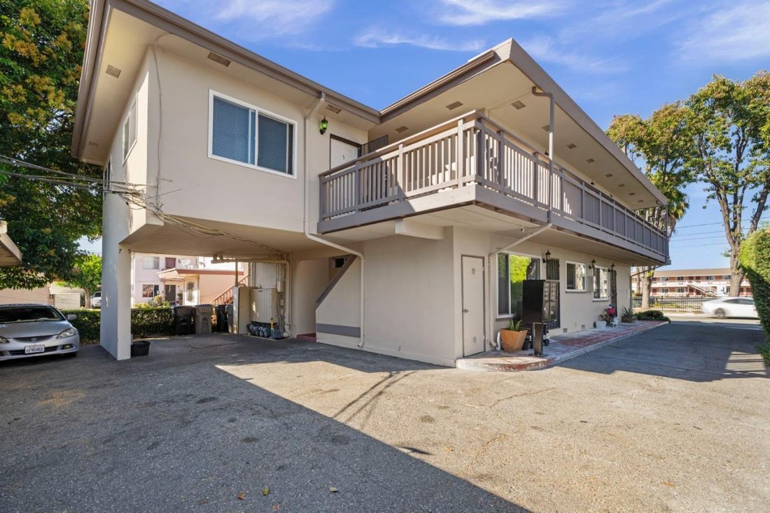 San Jose, California, United States 5 - 18485726