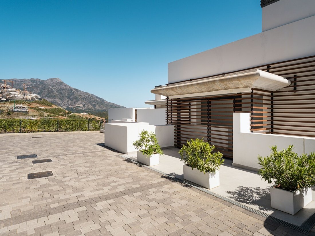 Apartment in La Quinta, Benahavis, Andalusia 2 - 18485388