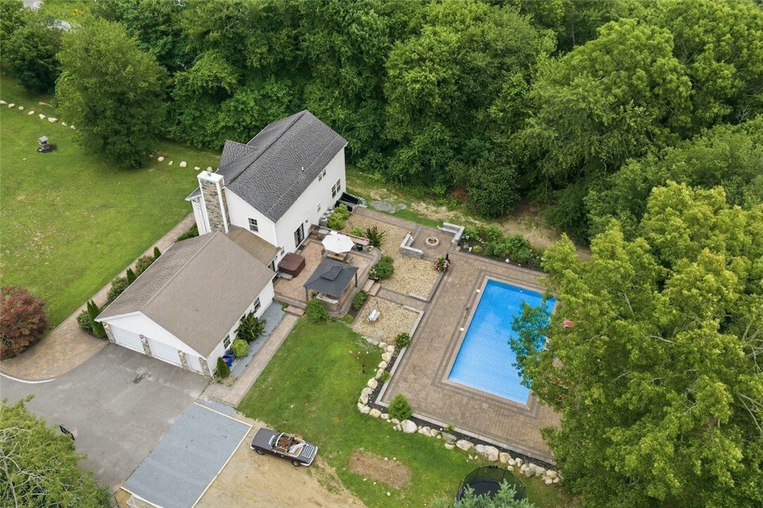 House in Tiverton, Rhode Island, United States 2 - 18485119