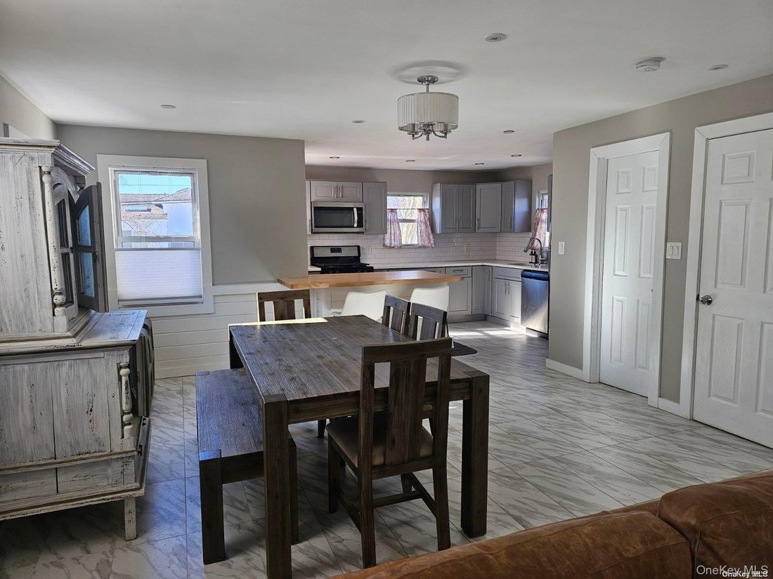 House in Island Park, New York, United States 3 - 18486693