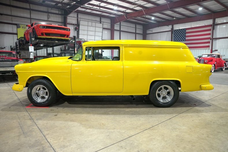 Coupe in Grand Rapids, United States 4 - 18488343