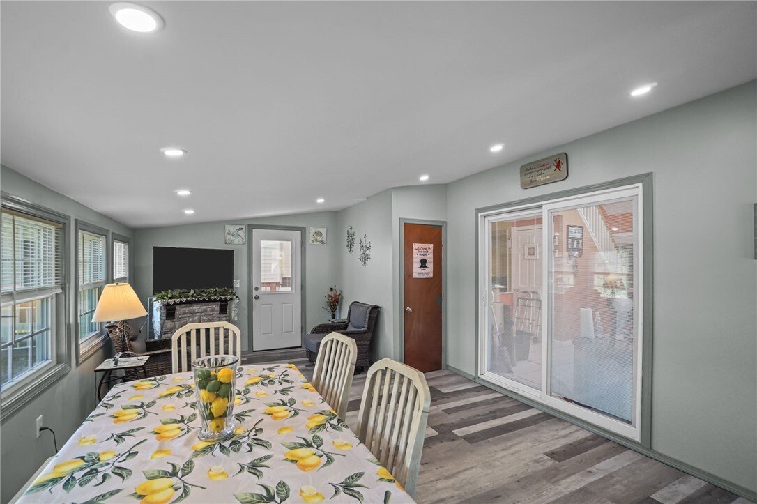 House in Cranston, Rhode Island, United States 5 - 18470535