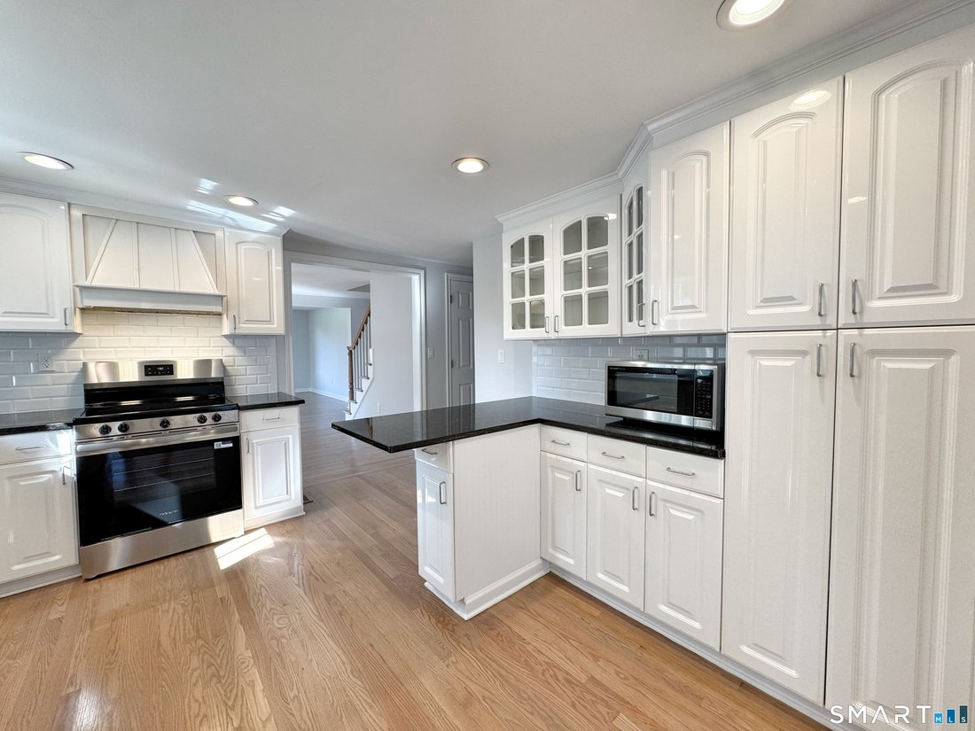 House in Norwalk, Connecticut, United States 3 - 18488038