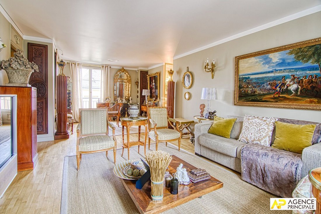 Apartment in Domaine National du Château, Versailles, France 3 - 18483563