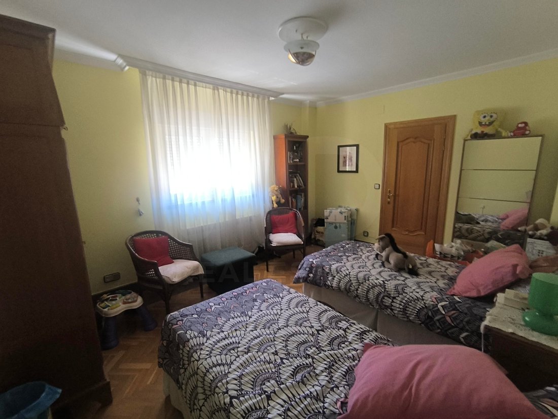 Townhouse in Santovenia de Pisuerga, Castile and Leon, Spain 5 - 18112040