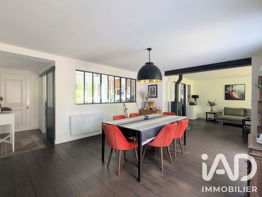 House in Les Loges-en-Josas, Ile-de-France, France 3 - 18484925