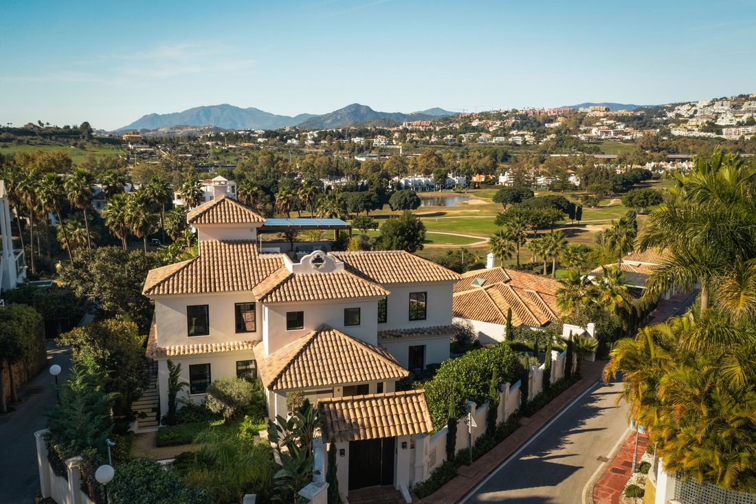Villa in Nueva Andalucia, Marbella, Spain 2 - 18486006