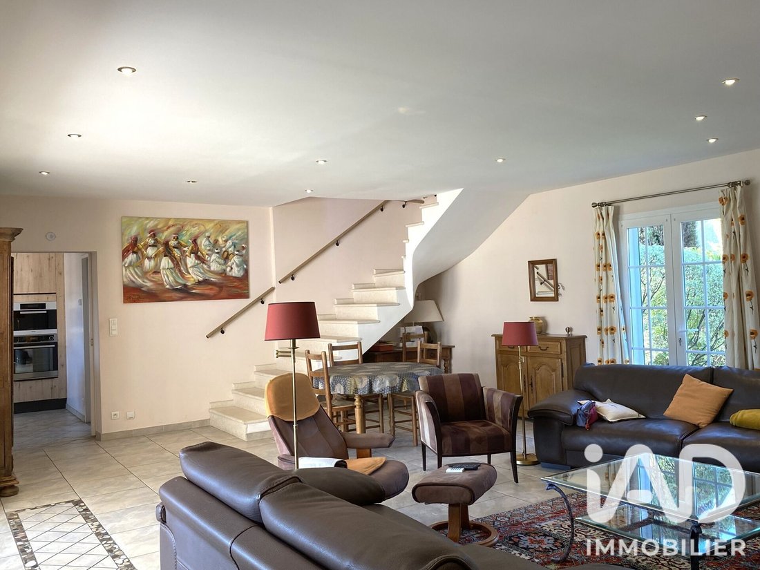 House in Rebenas-Autures, L'Isle-sur-la-Sorgue, France 3 - 18484903