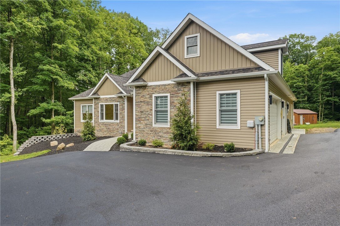 House in Neshannock Twp, Pennsylvania, United States 3 - 18488036