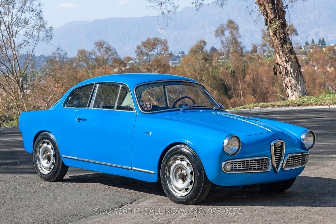 Alfa Romeo Giulietta in Los Angeles, CA 1 - 18484361
