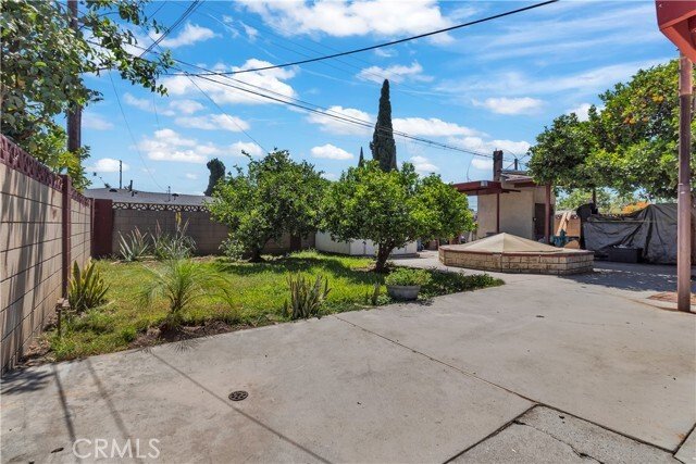 La Puente, California, United States 5 - 18485015