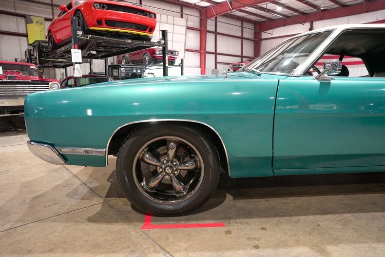 Coupe in Grand Rapids, United States 3 - 18488164