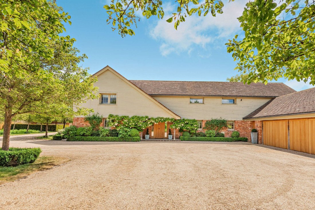 House in Maidens Green, Winkfield, England 3 - 18483215