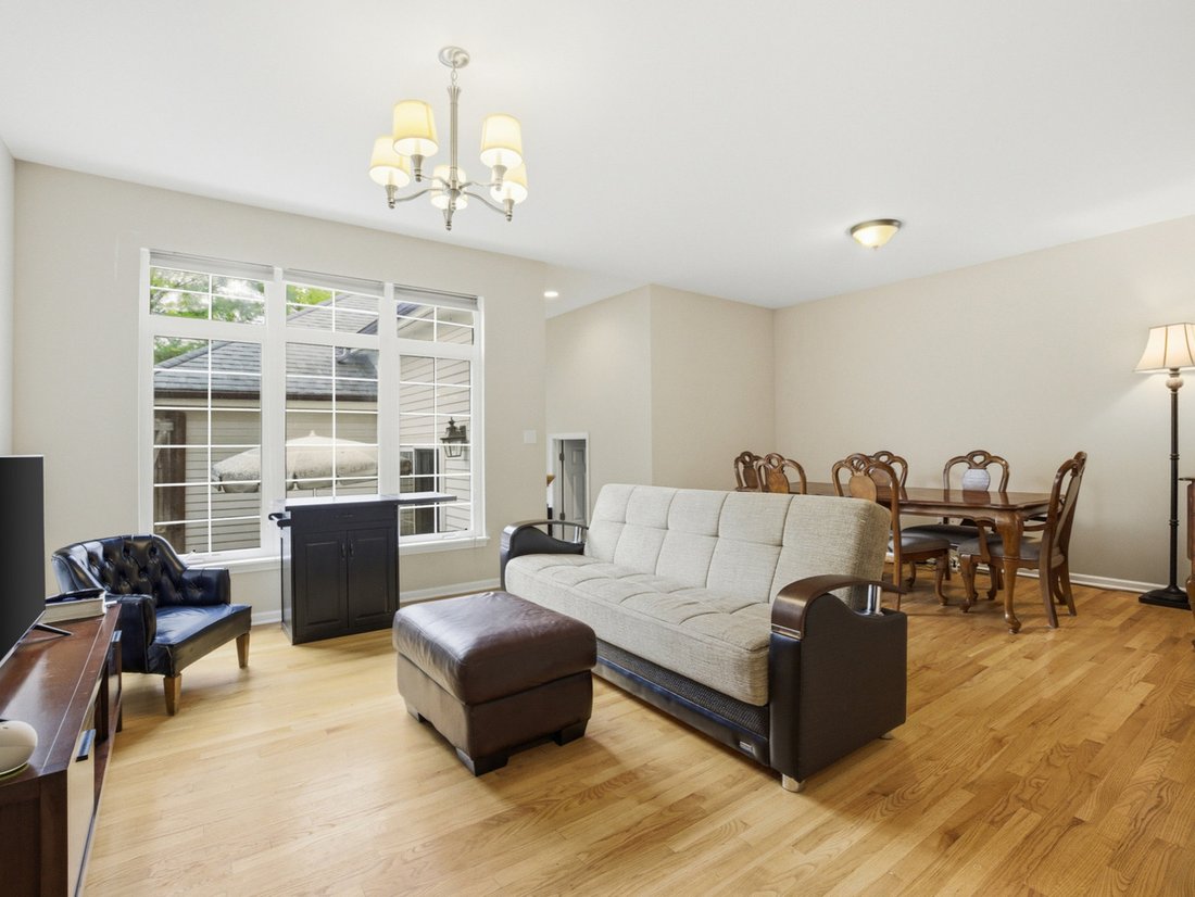 Townhouse in Glenview, Illinois, United States 5 - 18486033