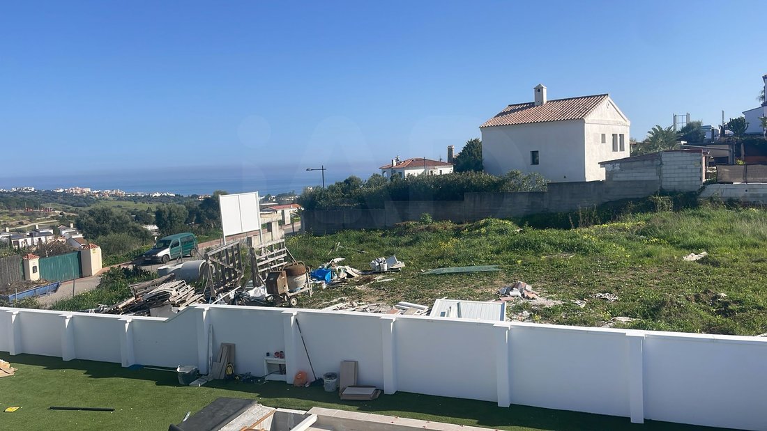 Land in Estepona, Andalusia, Spain 3 - 17292598