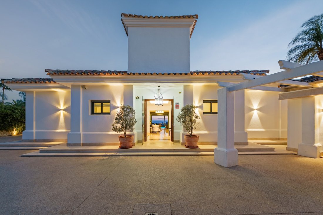 Villa in Nueva Andalucia, Marbella, Spain 4 - 18485667
