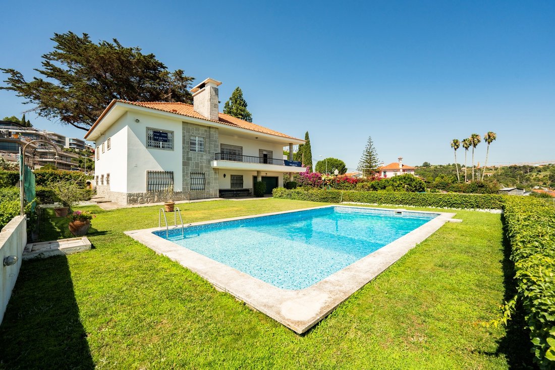 House in Oeiras e Sao Juliao da Barra, Paco de Arcos e Caxias, Lisbon, Portugal 1 - 18068760