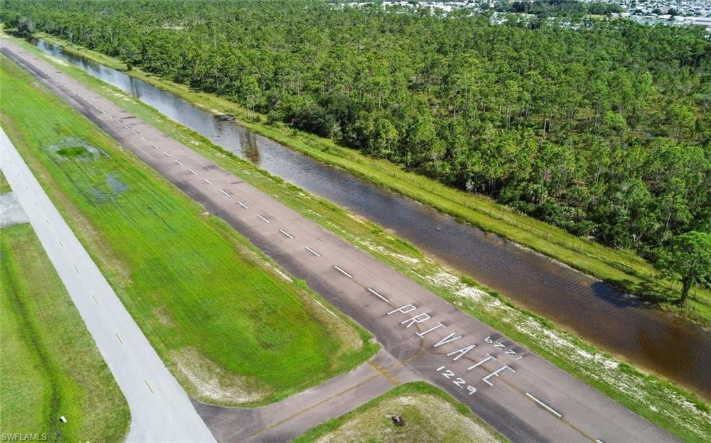 House in North Fort Myers, Florida, United States 3 - 18486090