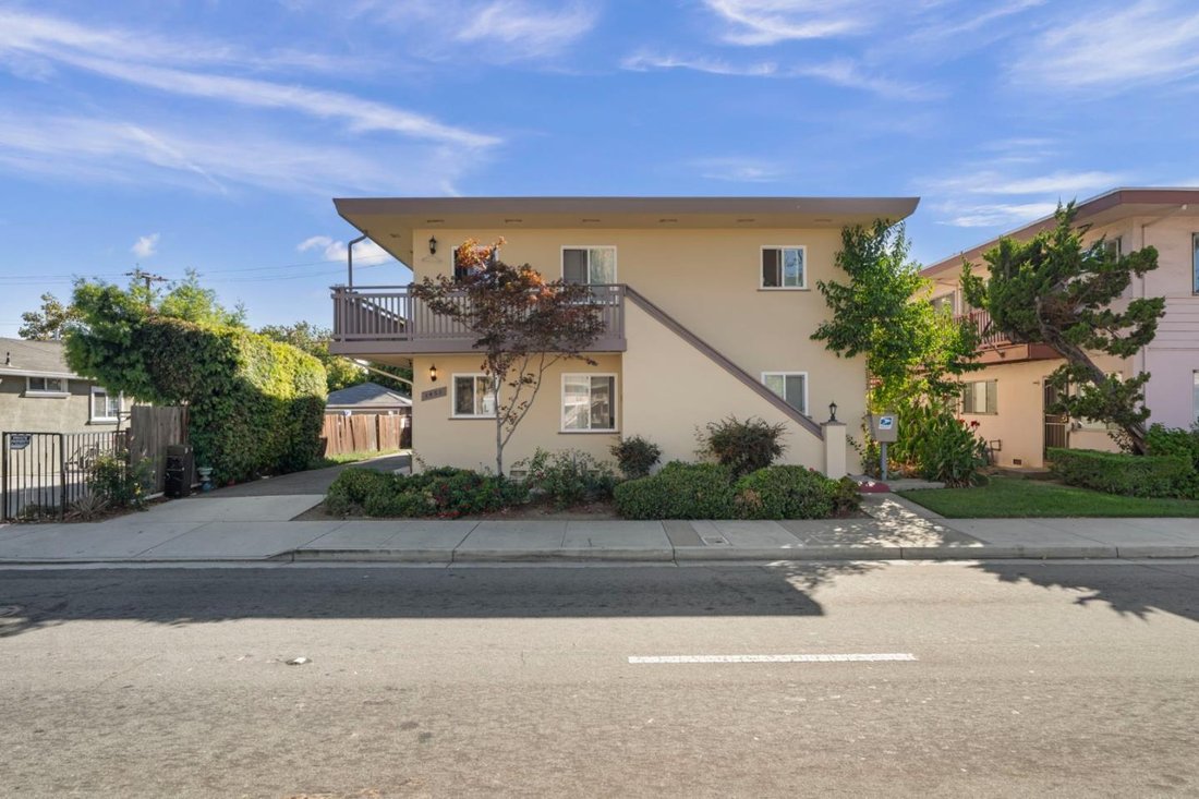 San Jose, California, United States 1 - 18485726