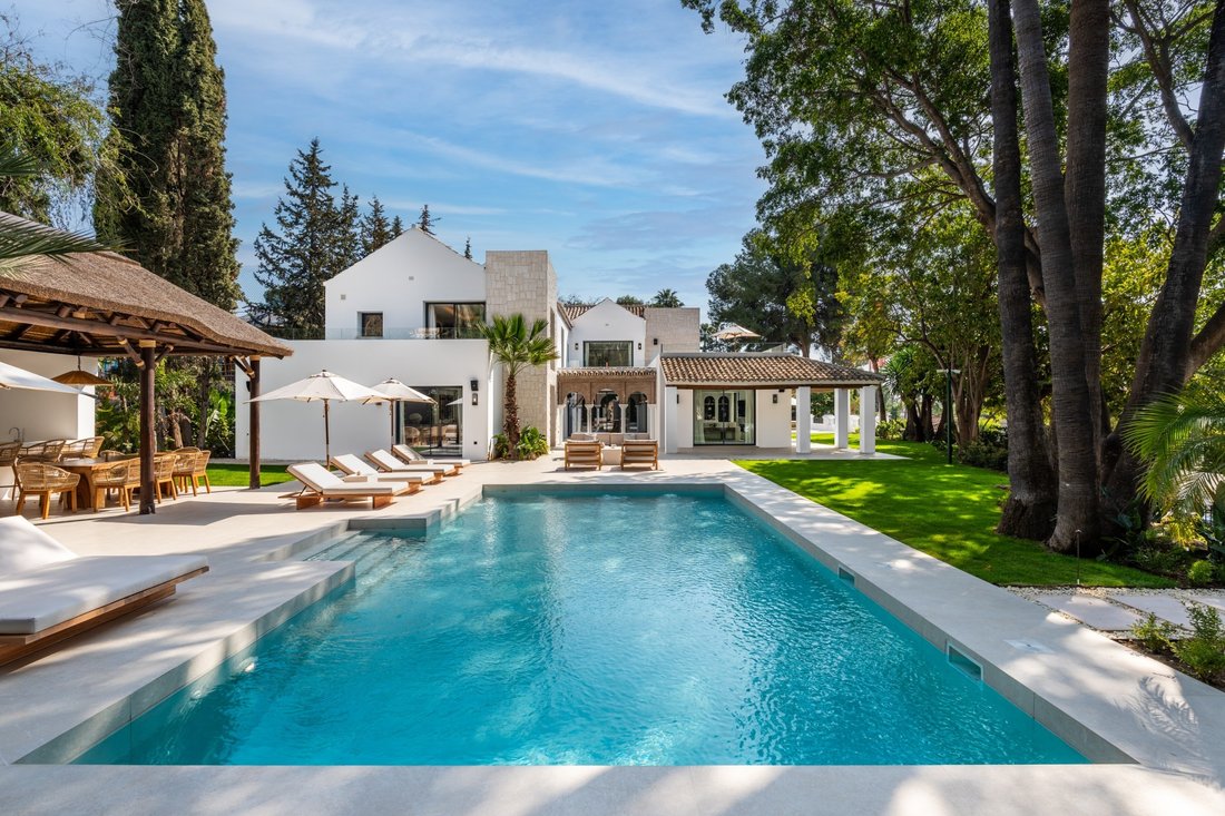 Villa in Nueva Andalucia, Marbella, Spain 1 - 18486595