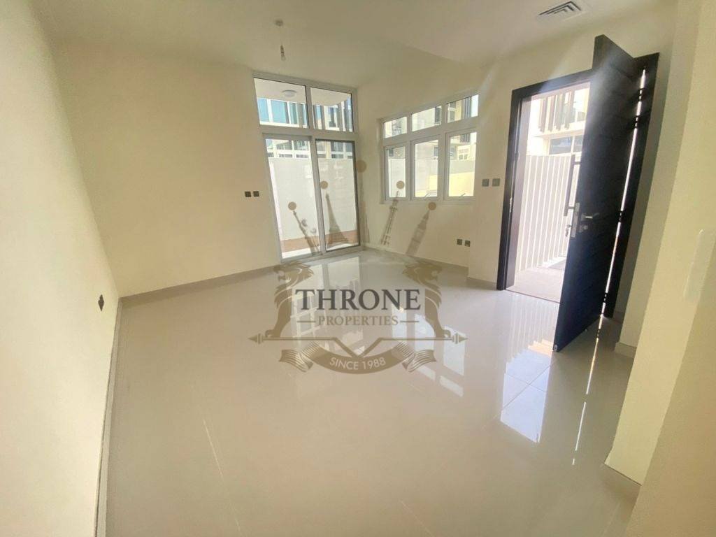 Townhouse in Damac Hills 2, Dubai, United Arab Emirates 4 - 18488442