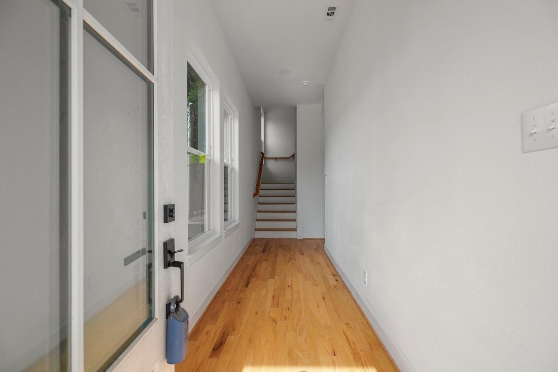 House in Houston, Texas, United States 4 - 18486211
