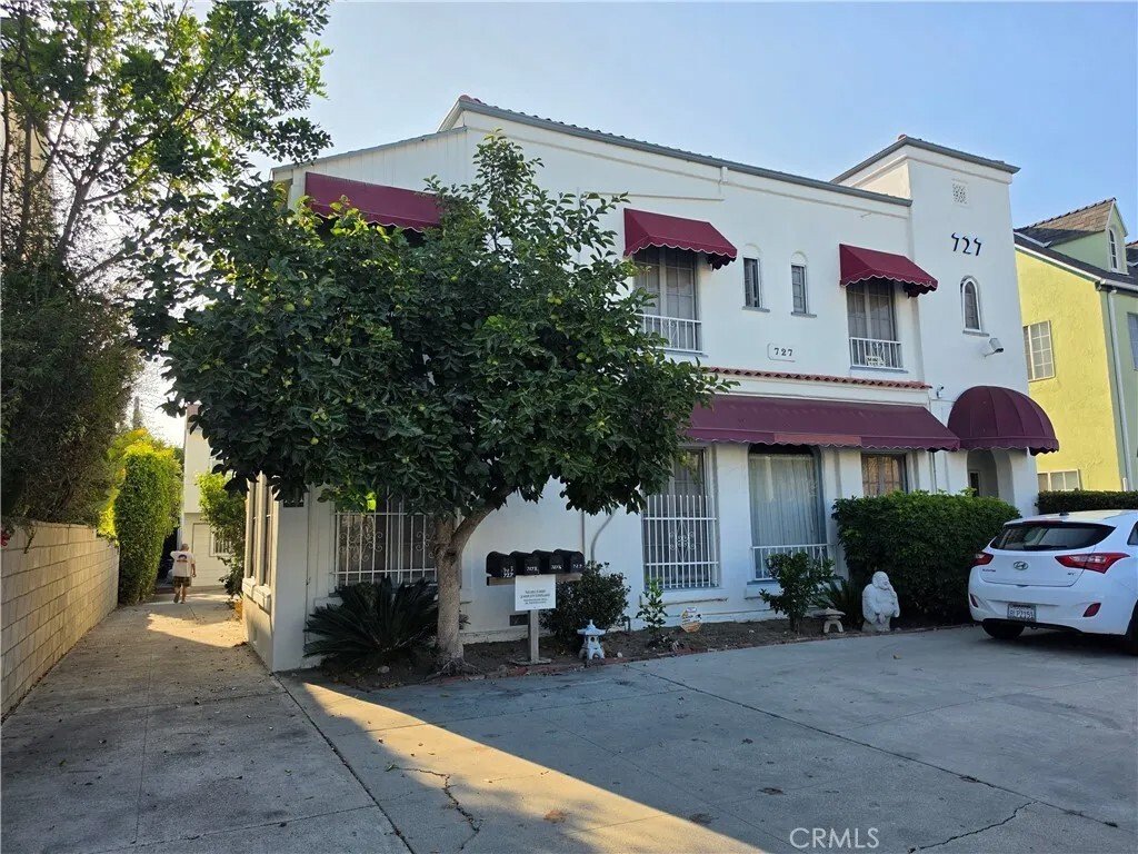 Los Angeles, California, United States 1 - 18483144